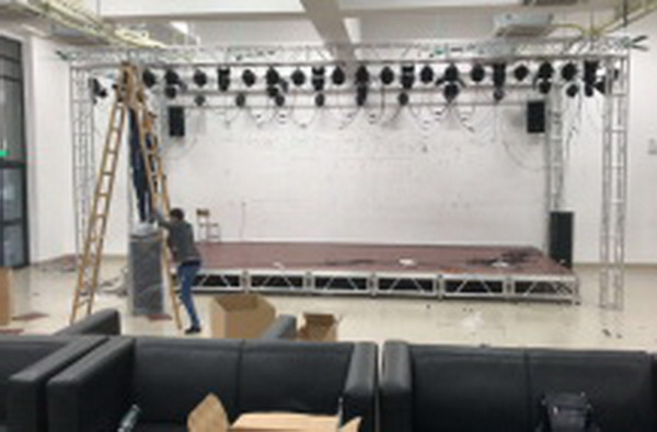 專(zhuān)業(yè)演出音響系統(tǒng)中的噪聲如何快速消除