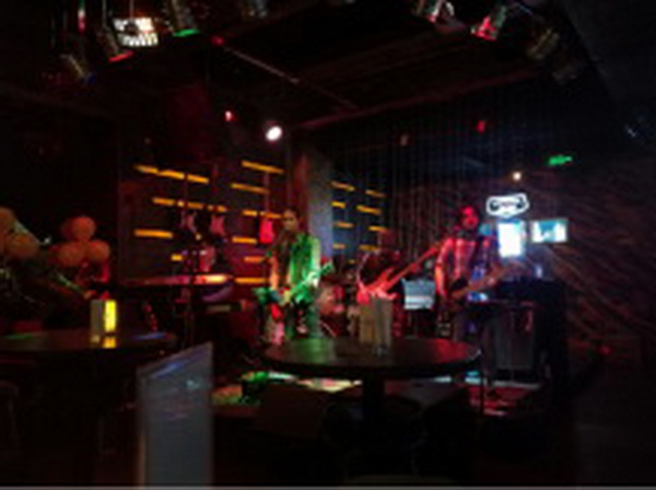 全息顯示技術(shù)帶你神奇穿越時空